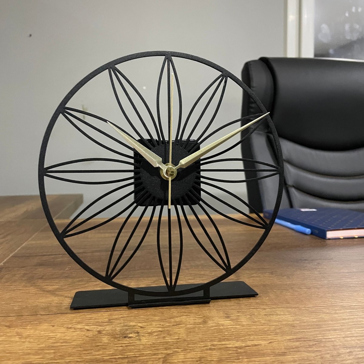 Modern Tabletop Clock - Geometric Pattern Decorative Desk Clock - BrossHome Metal Wall Art