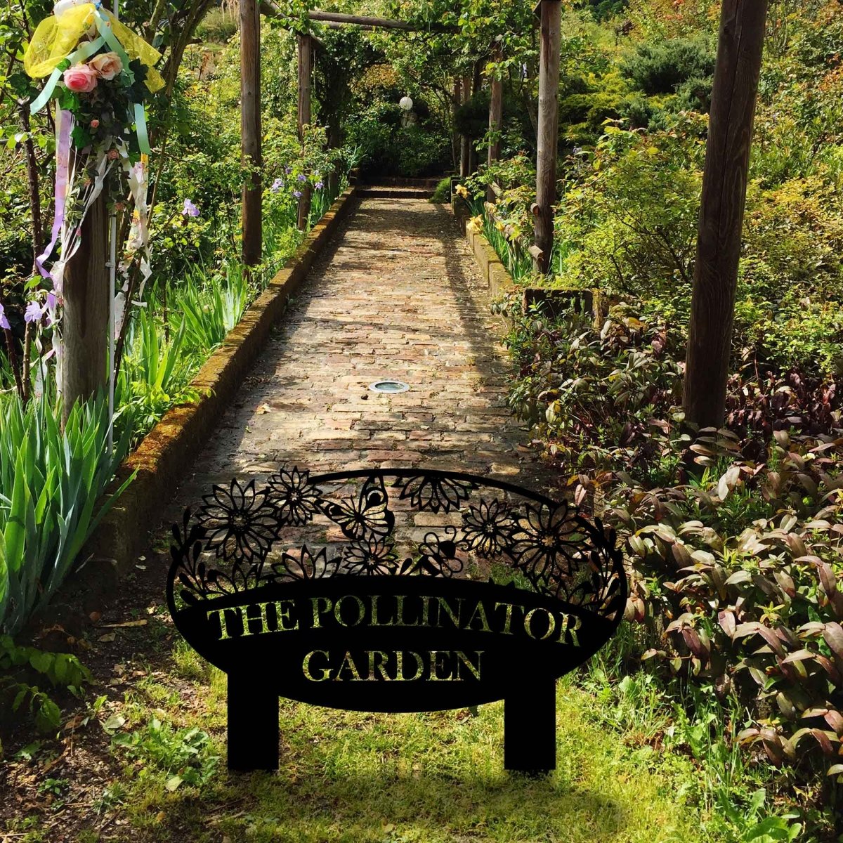 Personalized Garden Sign (Name, Flowers, Butterfly, and Bee) - BrossHome Metal Wall Art