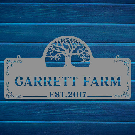 Personalized Metal Farm Sign with Tree and Garrett Farm Name - BrossHome Metal Wall Art