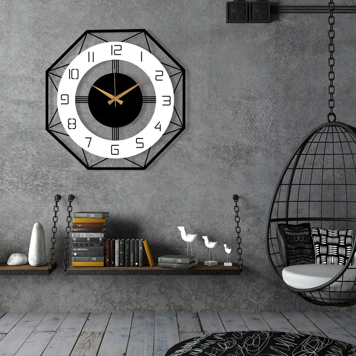 MODERN METAL WALL CLOCK