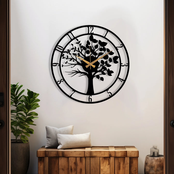 METAL WALL CLOCK WITH TREE DETAIL