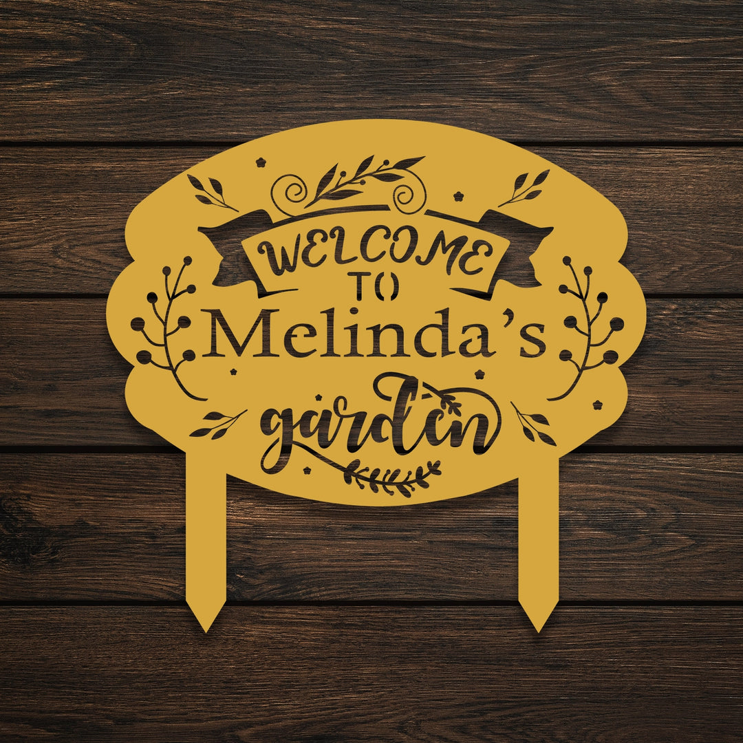 Customizable Garden Sign with Welcome Text