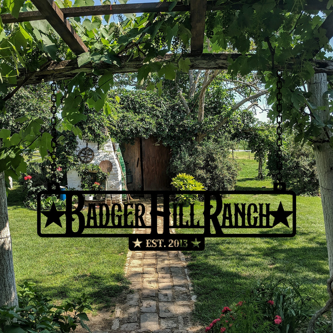 Custom Hanging Ranch Sign - Personalized Metal Outdoor Entrance Plaque with Chains - 4 