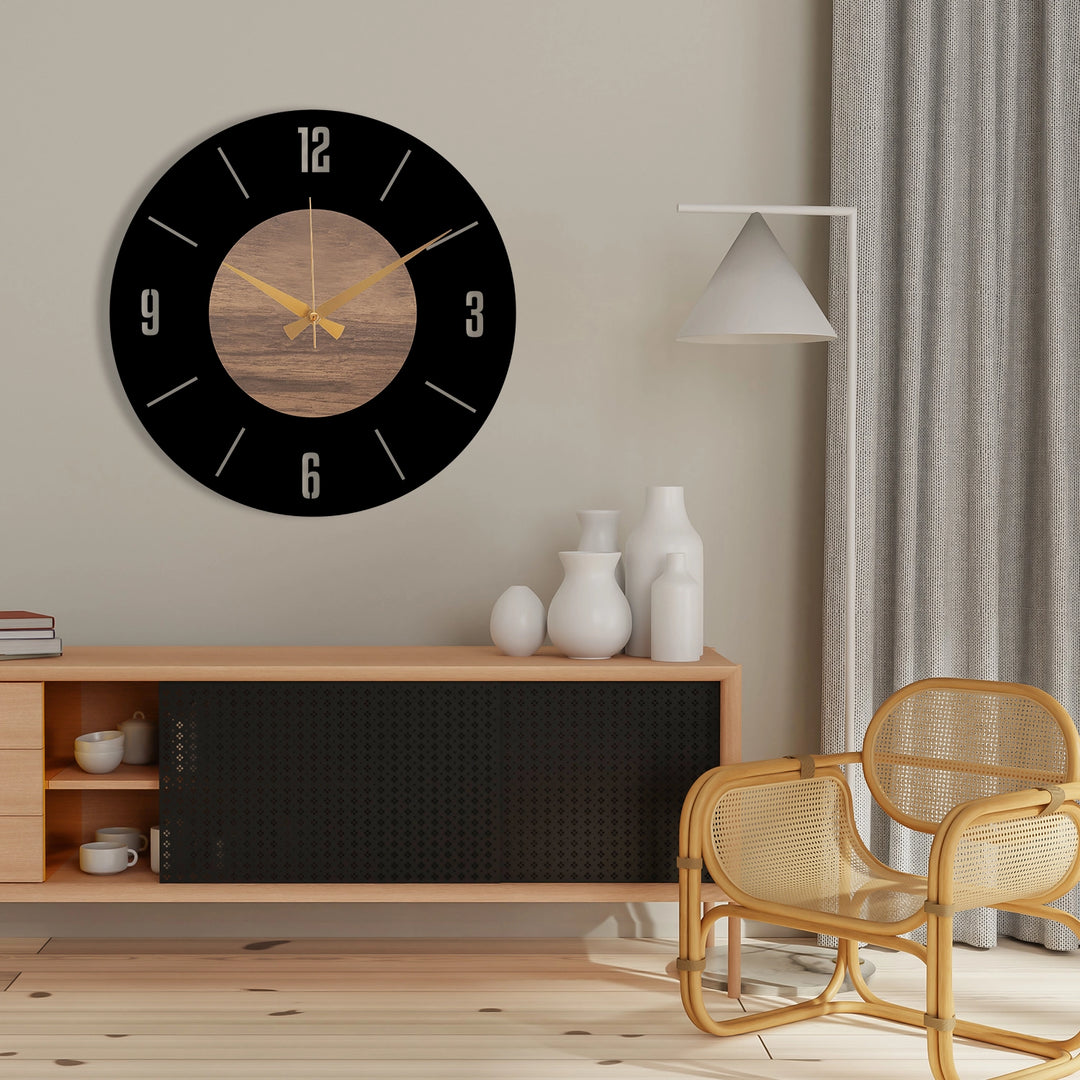 METAL WALL CLOCK WITH BLACK BACKGROUND - 7